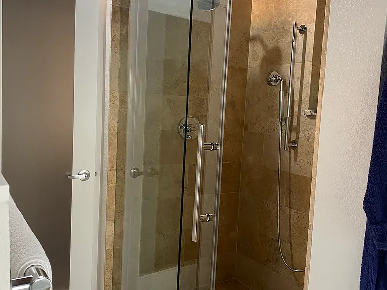 Primary shower
