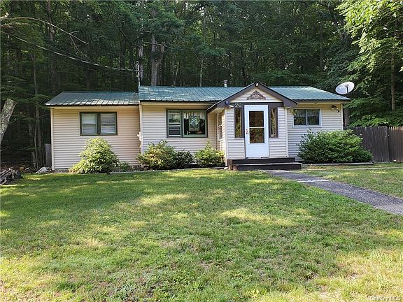 2nd image of 26 Lake Dr