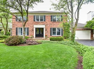 328 Southampton Dr, Geneva, IL 60134