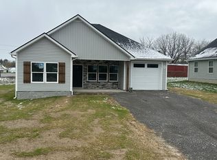 126 Remington Dr, Smithville, TN 37166