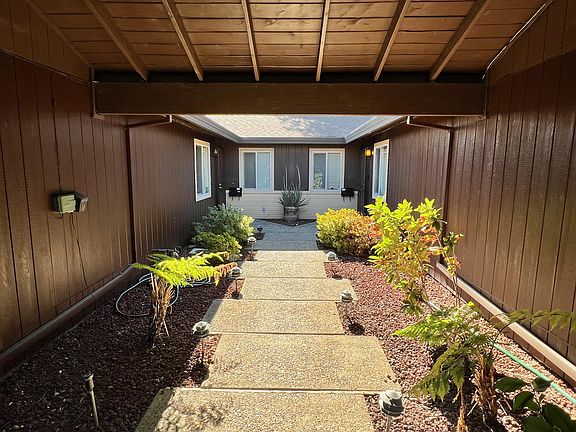 2nd image of 5313 Bellflower Way