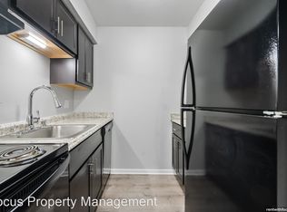 6357 S 35th St #90, Franklin, WI 53132