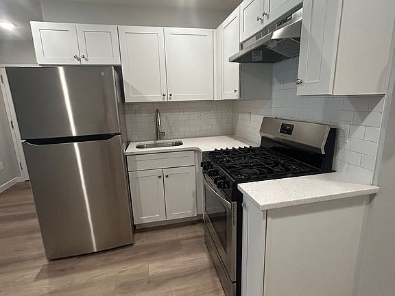 3rd image of 198 Harrison St #503