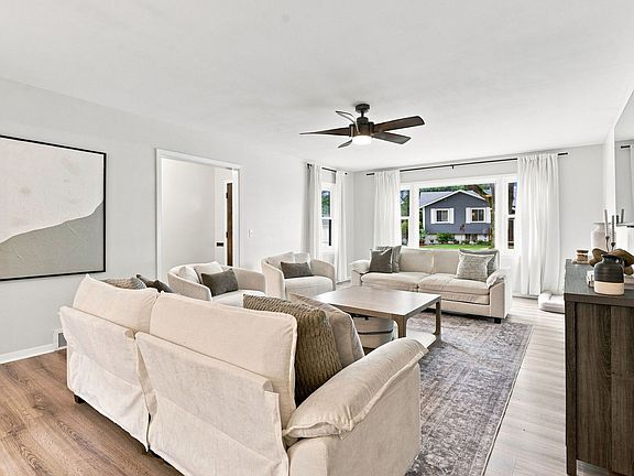 4th image of 222 Hillcrest Dr