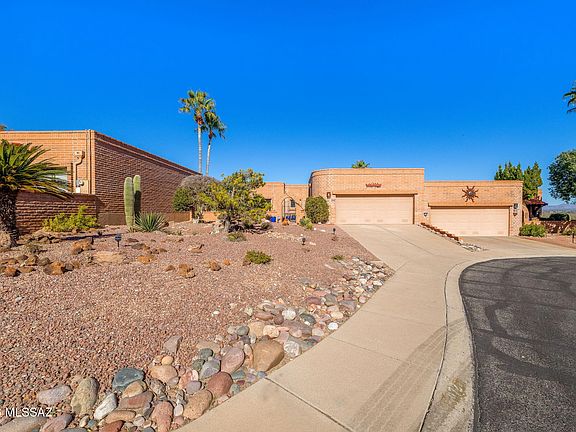 2nd image of 972 W Camino Urbano