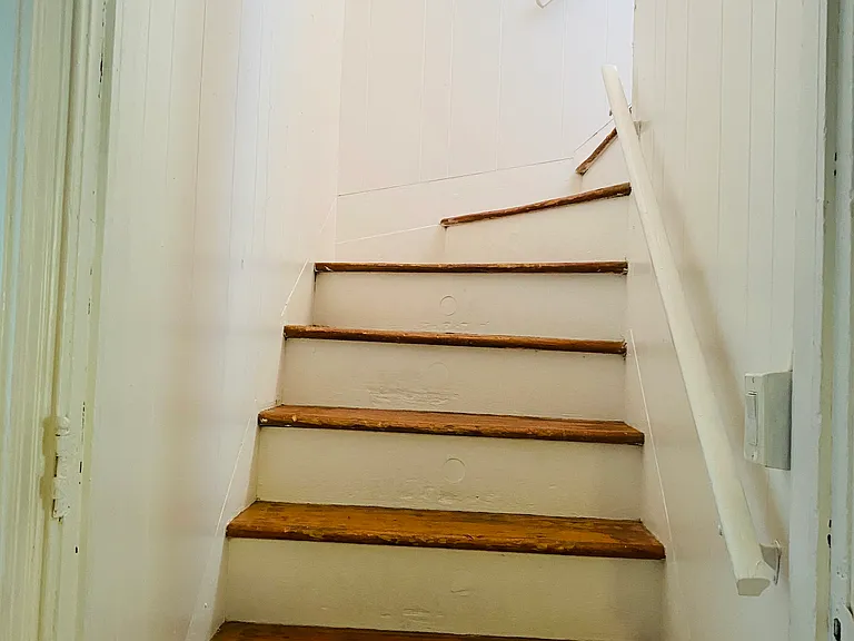 131 Rosedale St #UPPER MONROE — Photo 22