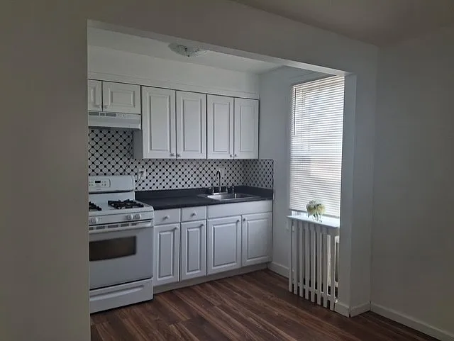 2 bed, 600 sqft, $2,400 — Photo 4