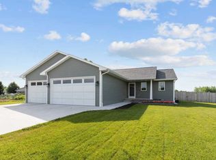 862 Lorinda Ave, Omro, WI 54963