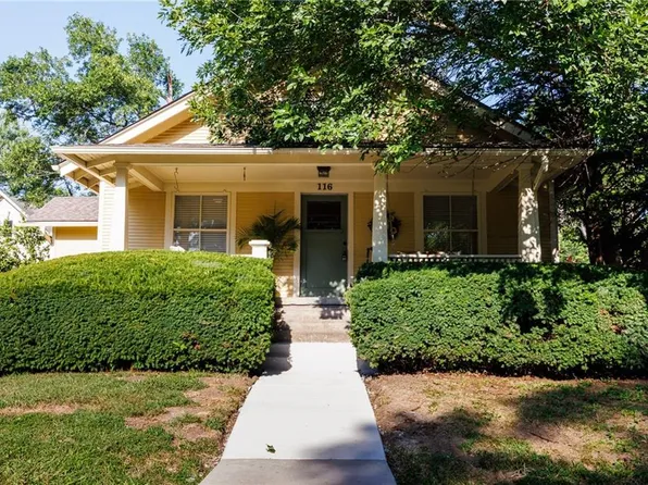 116 Dorsey St, Liberty, MO 64068