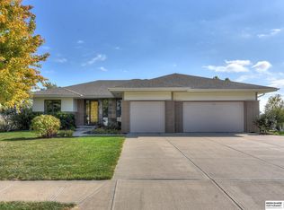 7449 S 102nd Ave, La Vista, NE 68128