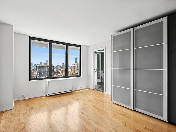 5th image of 330 E 38th St APT 51D