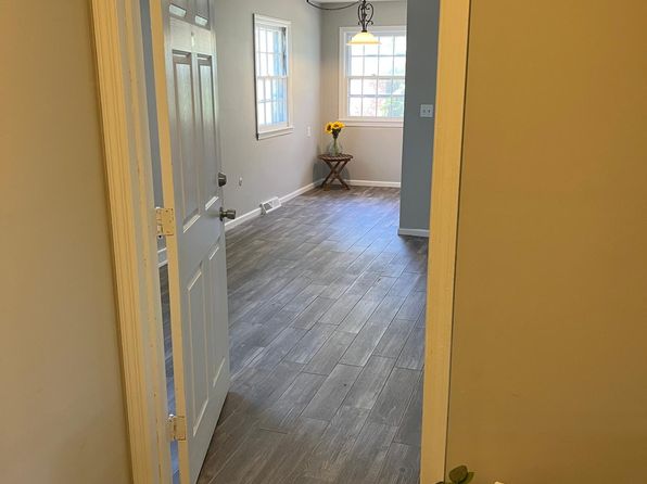 1676 Western Ave APT 3C