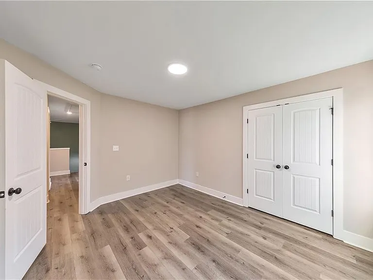 336 Nobleman Way — Photo 25