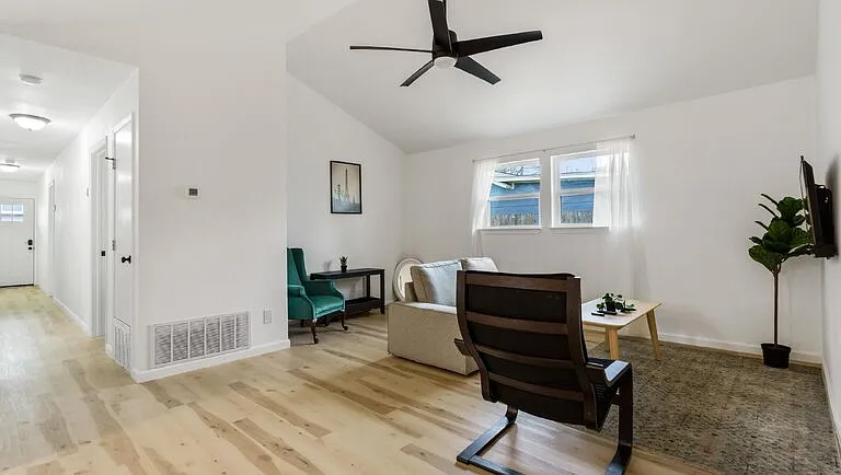 1118 Ebert Ave #C — Photo 34