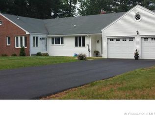 39 High Wood Rd, West Hartford, CT 06117