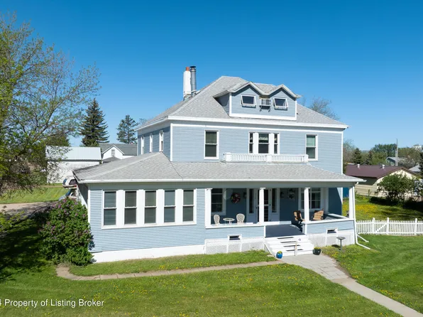 315 C St S, Glen Ullin, ND 58631