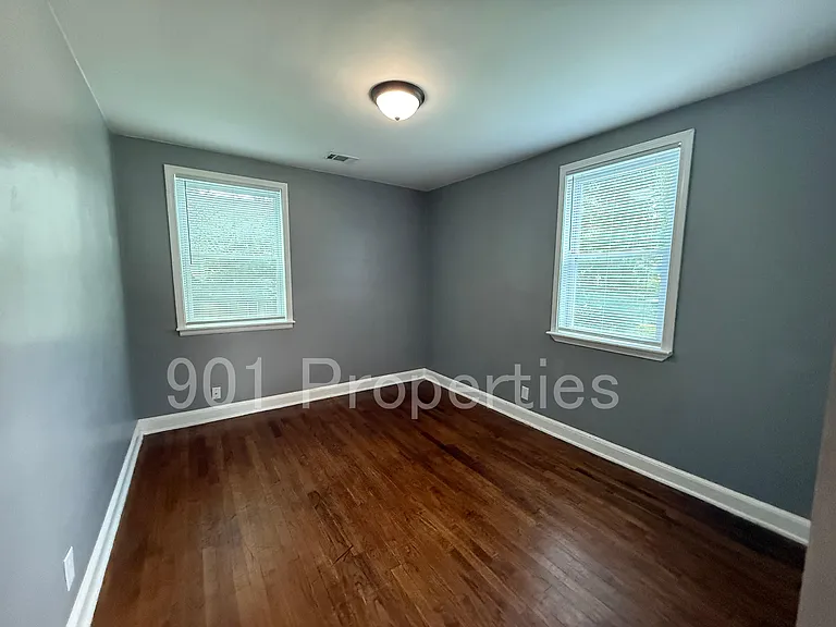 1096 McEvers Rd — Photo 9