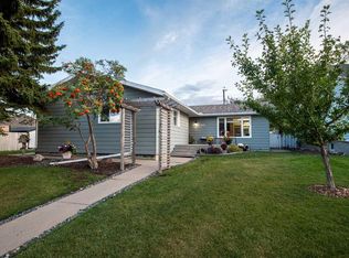 345 N 9th St SE, Three Hills, AB T0M2A0