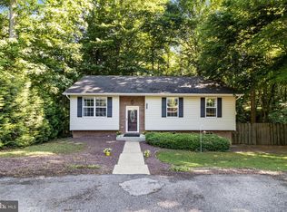 660 Los Alamos Ln, Lusby, MD 20657