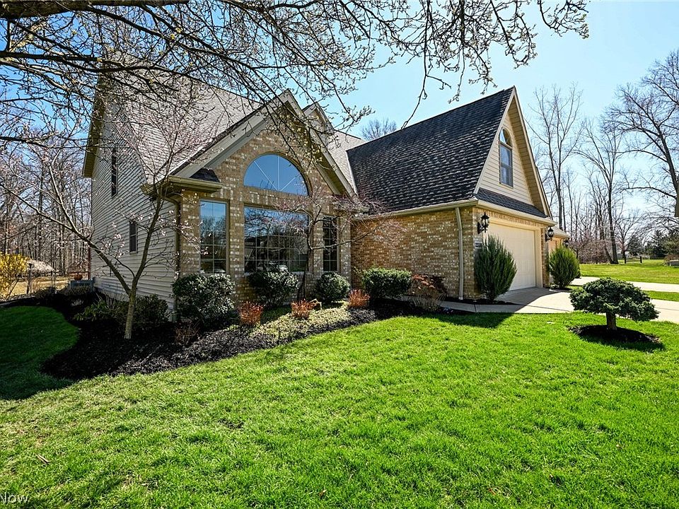 22536 Melissa Ln, Strongsville, OH 44149 | Zillow