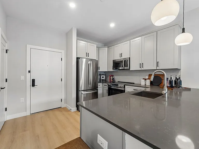 OneWest Apartments — Photo 27