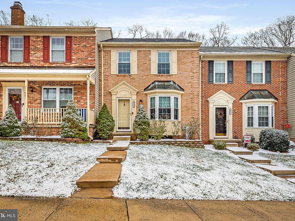 1st image of 423 Oakton Way