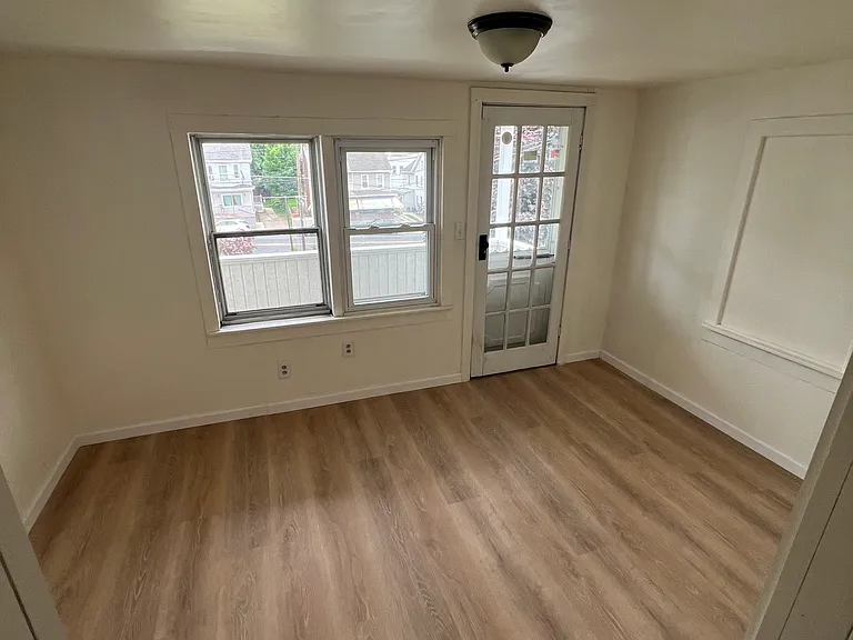 240 W Ridge St #1 — Photo 10