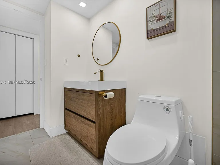 19707 Turnberry Way #17A — Photo 34