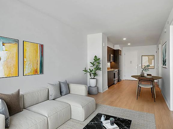 3rd image of 662 Pacific St APT 9D