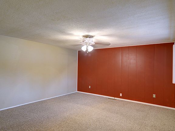 2nd image of 7075 Claybeck Dr