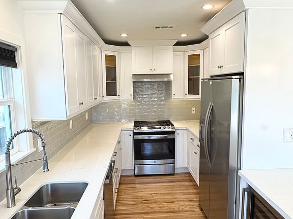 Wine fridge and appliances