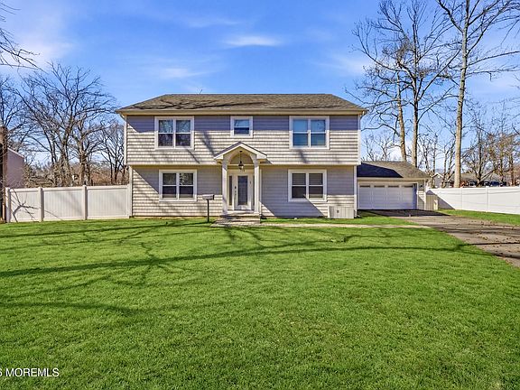 2nd image of 232 Woodcrest Road