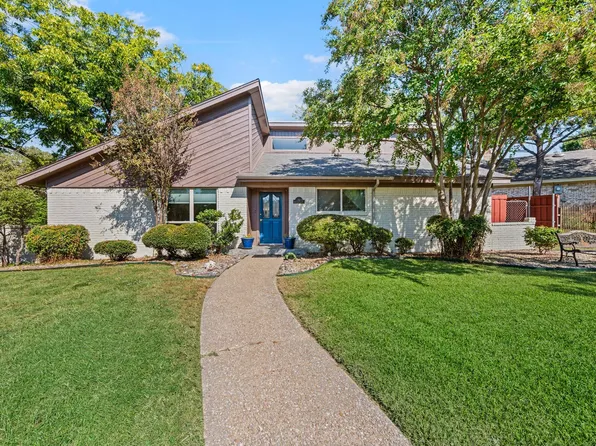 30 Live Oak Ln, Hickory Creek, TX 75065