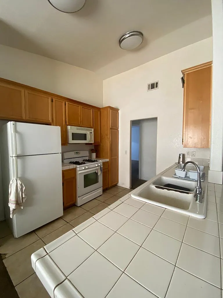 268 East 7th Street — Photo 1