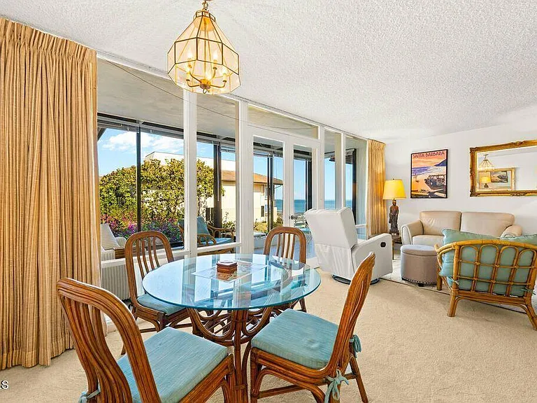 1345 Plaza Pacifica — Photo 19
