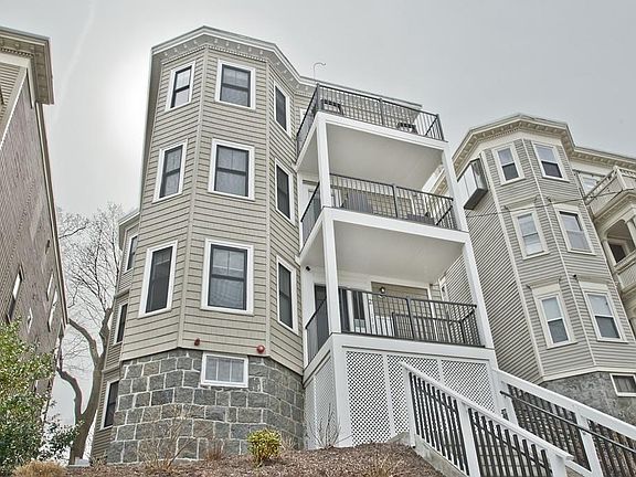5th image of 21 Peverell St #2