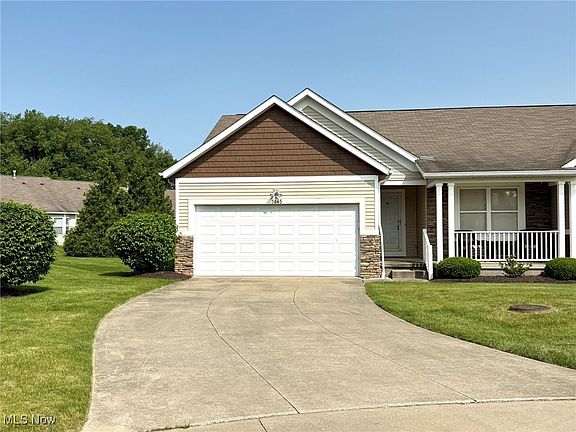 2nd image of 3045 Somerset Dr