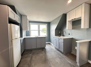 28 W 47th St #3E, Bayonne, NJ 07002