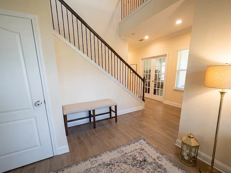 Entry way