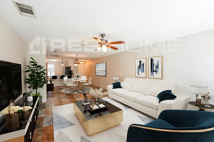 9720 Brierwyck Dr — Photo 4