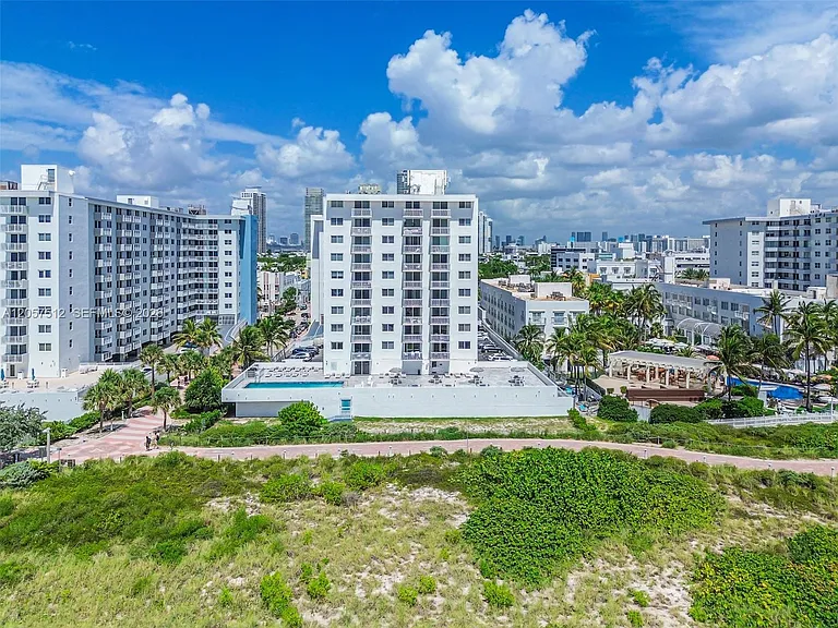 401 Ocean Dr #602 — Photo 33