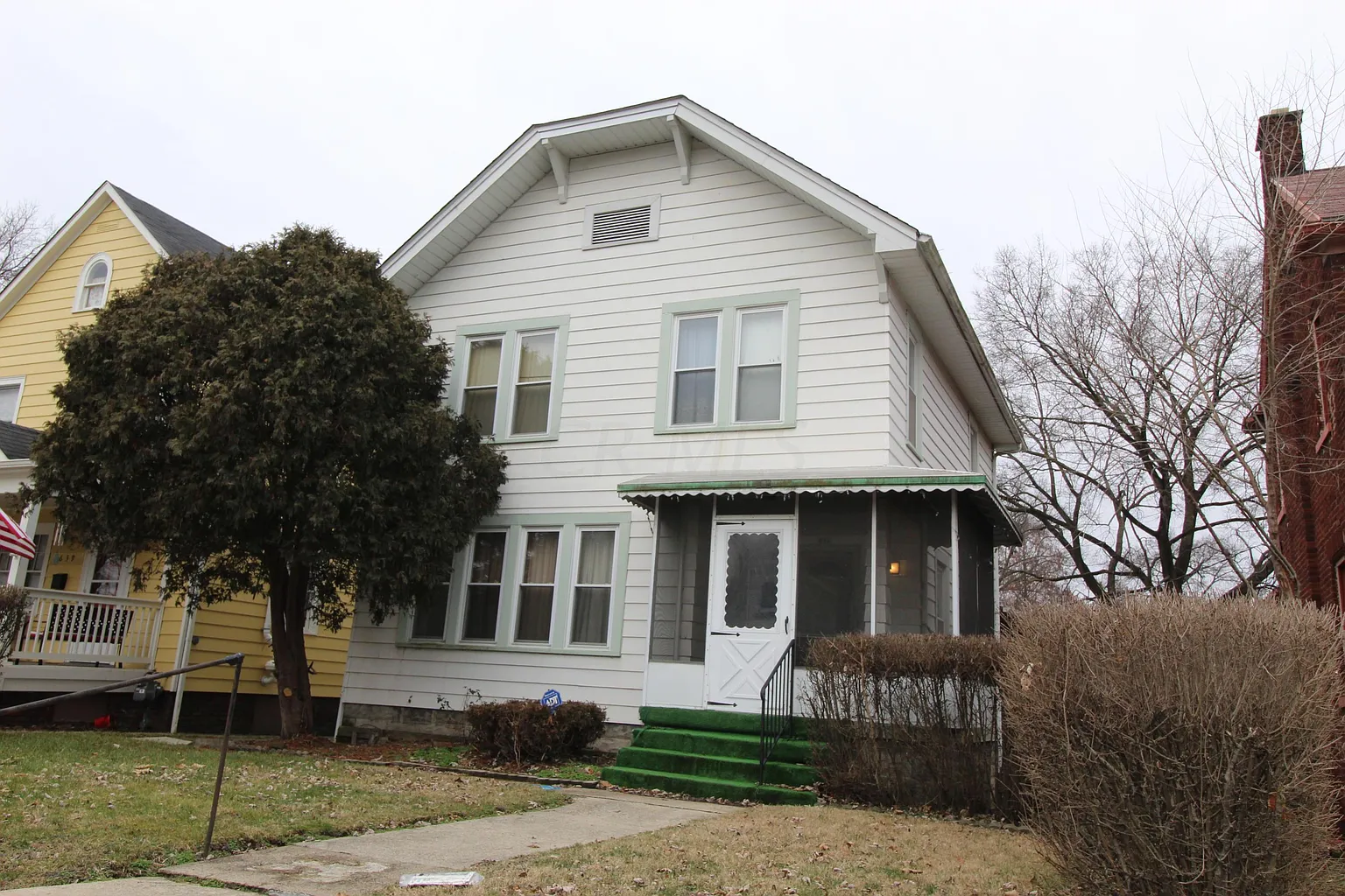 633 Bulen Ave photo 1