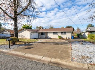 5108 Huntington Dr, Redding, CA 96002