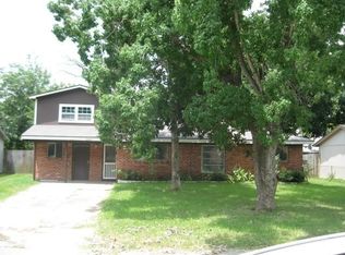 2221 Estate Dr, Deer Park, TX 77536