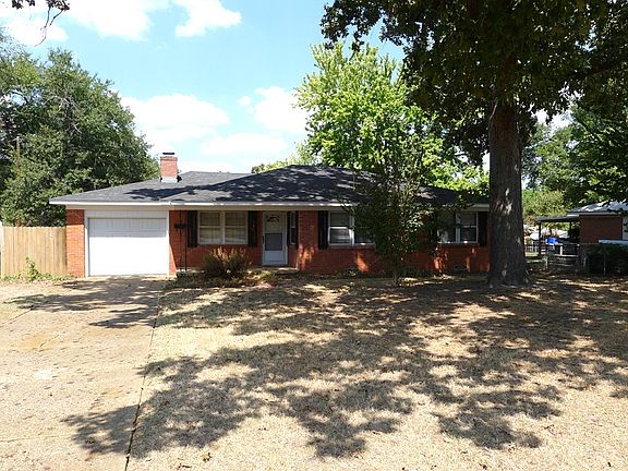 2nd image of 131 Clearview Dr