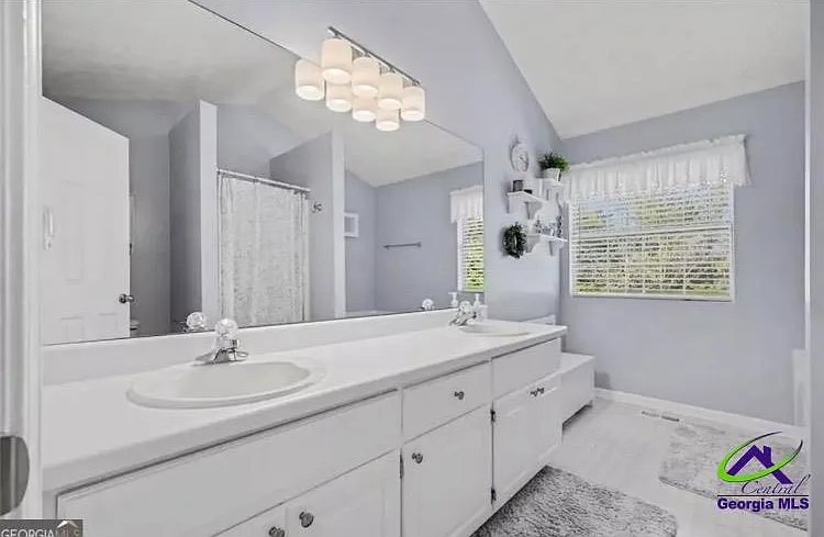 3349 Windgate Dr — Photo 3