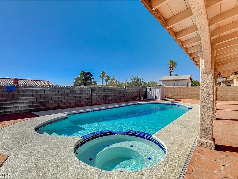 1371 Aultman Ct — Photo 25
