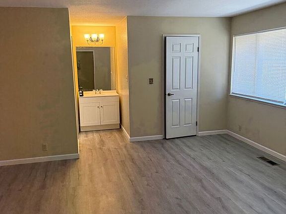 2nd image of 24665 Sylvan Glen Ct #1