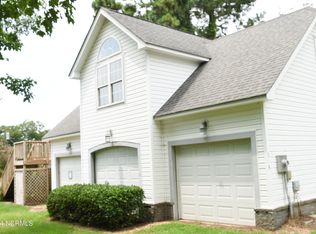 106 Soundview Rd, Jarvisburg, NC 27947