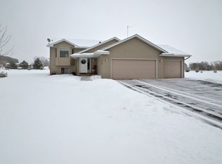 2128 111th Ave, Princeton, MN 55371